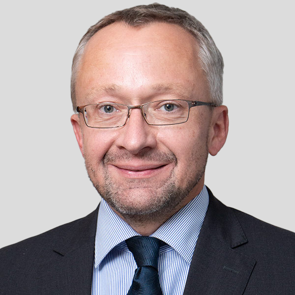 Ein Portrait von Scheer Mitarbeiter Michael Schneebauer